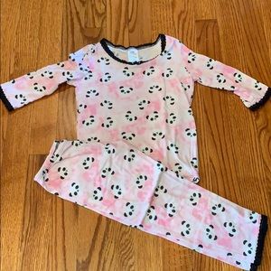 Girls long sleeved pajamas